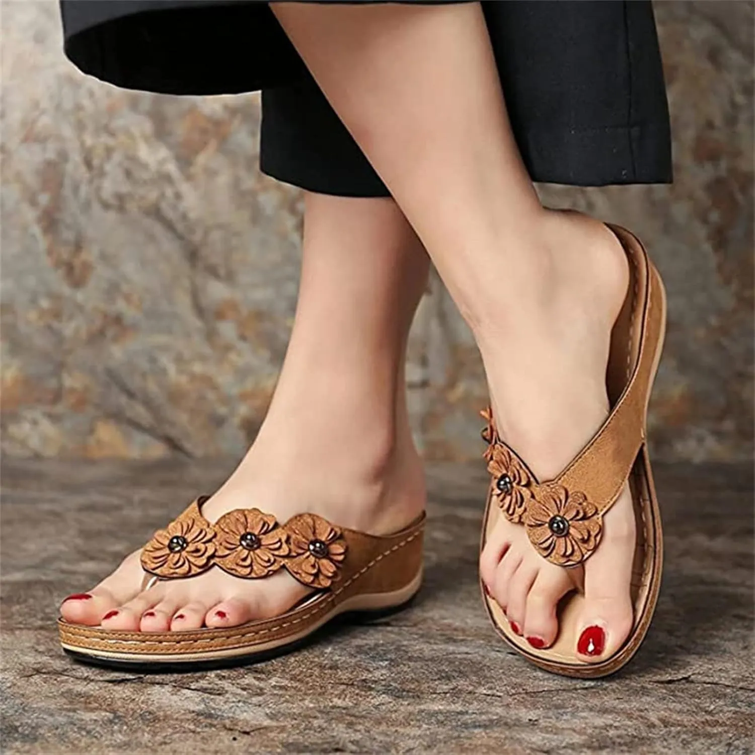 Lausiuoe Sandals for Women Dressy Summer,Women's Ankle Strap Casual Comfort Strappy Flat Sandals Beach Sandals Thong Flip Flops