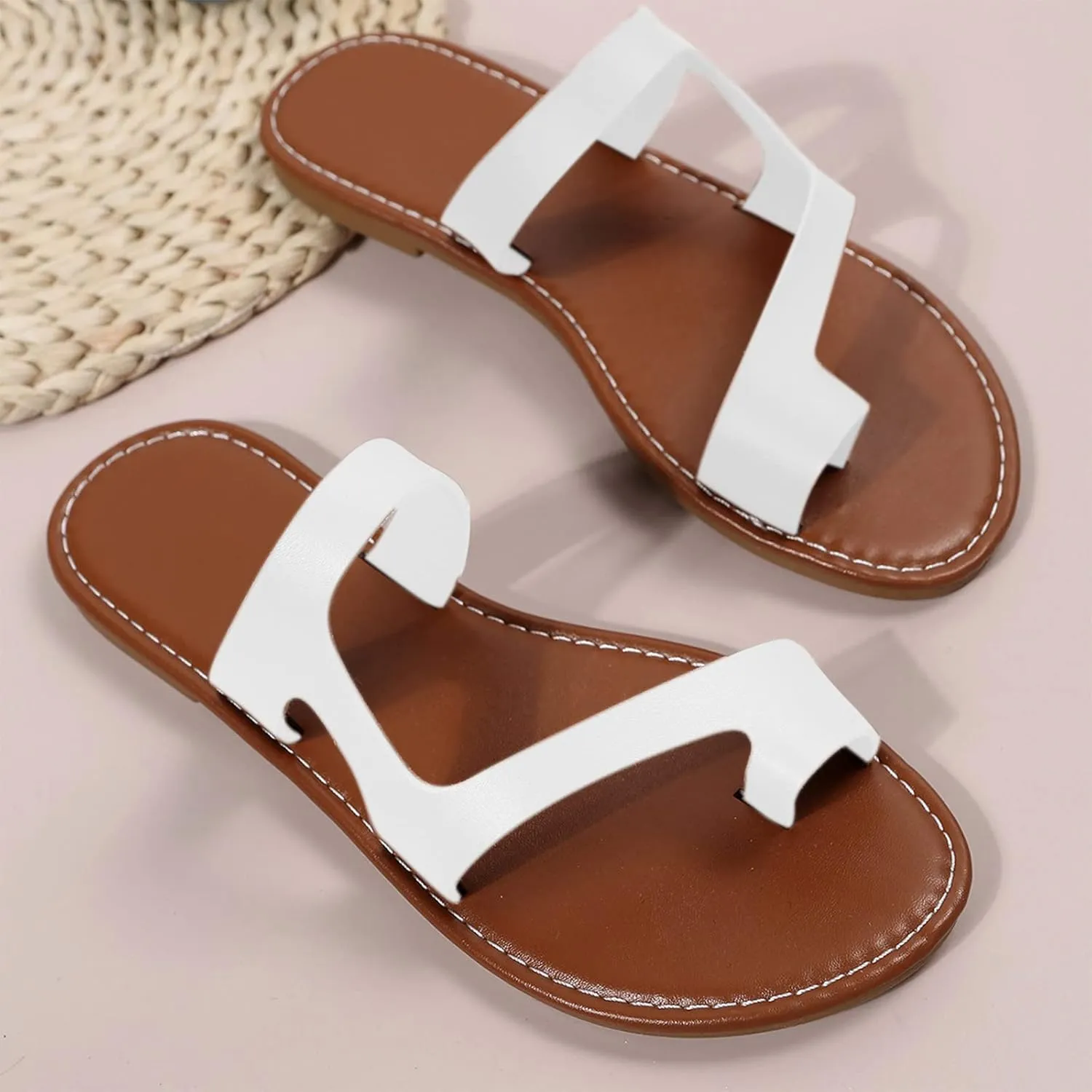 Womens Flat Toe Ring Sandals Slip-On Clip Slide Casual Summer Beach Slipper Comfort Flip Flops 2025 New